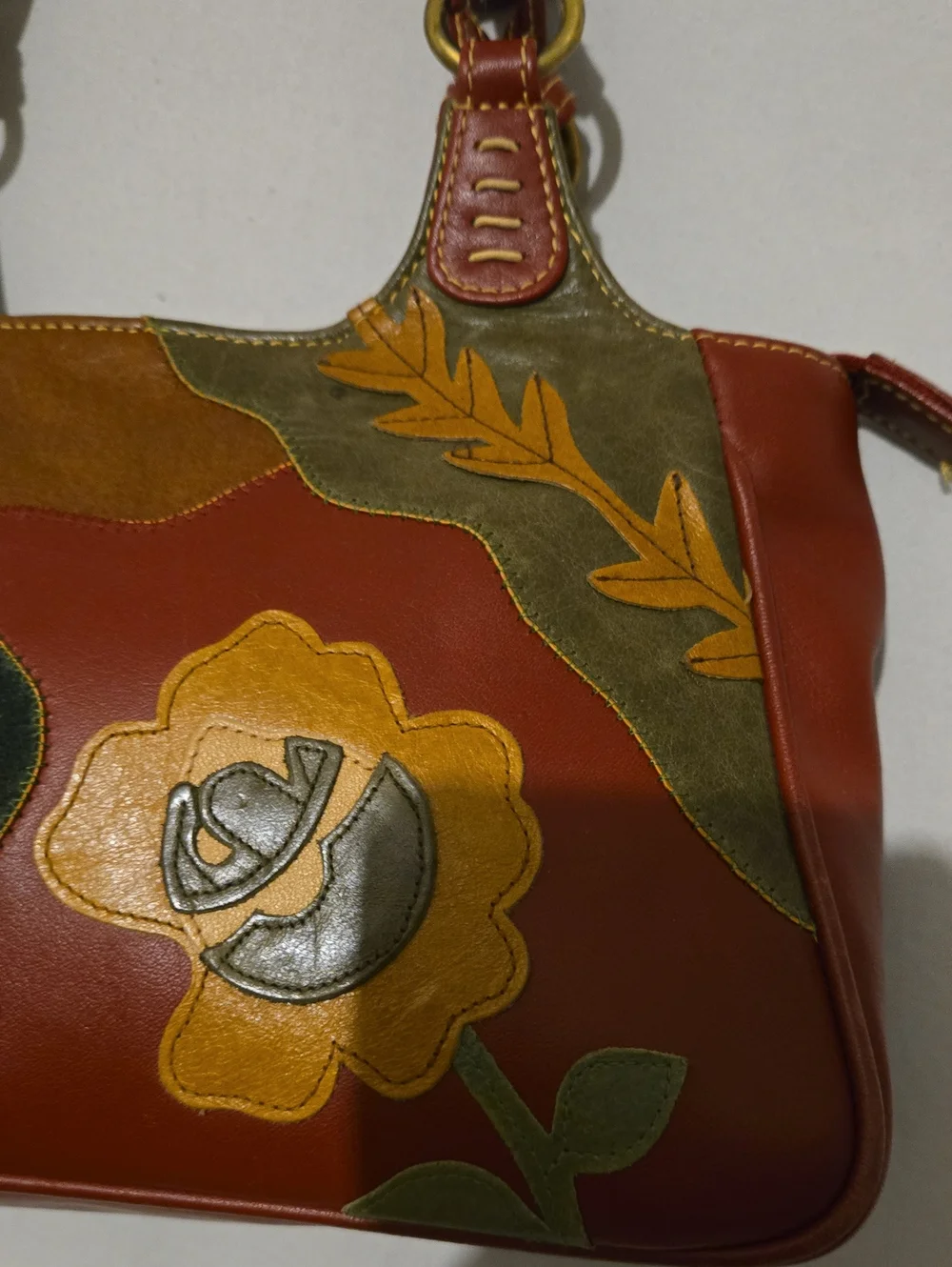 Rare Vintage Isabella Fiore Leather embroidered Hand bag